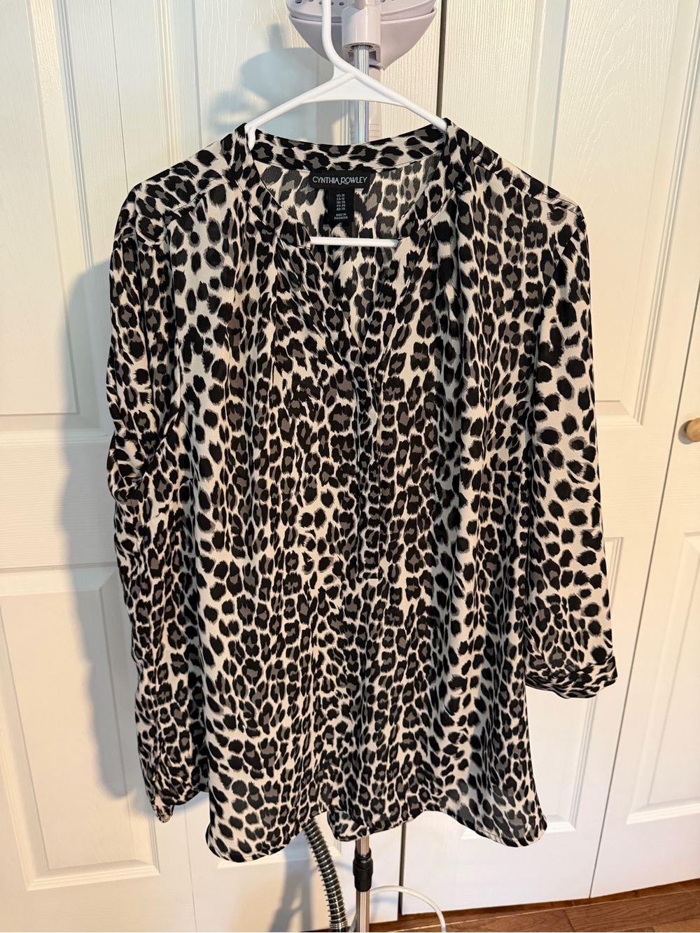 Cynthia Rowley Black and White Leopard-Print Tunic Blouse